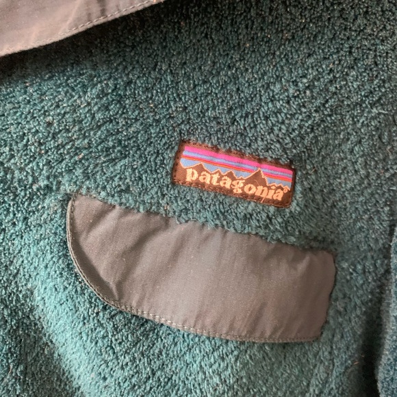 Women’s Patagonia Retro Pile Pullover Fleece - Picture 2 of 5